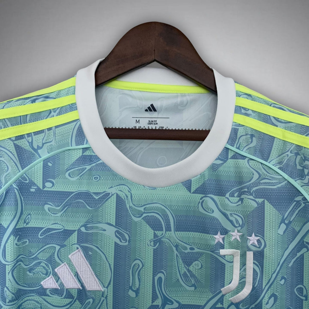 25/26 Juventus Away Kit