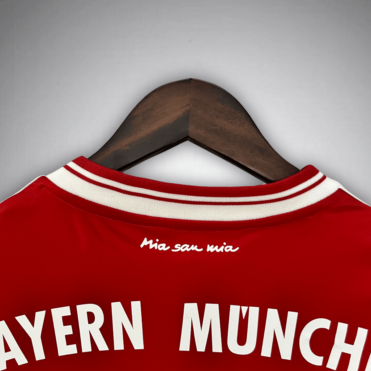13/14 FC Bayern Home Premium Kit