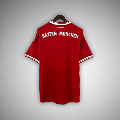 13/14 FC Bayern Home Premium Kit