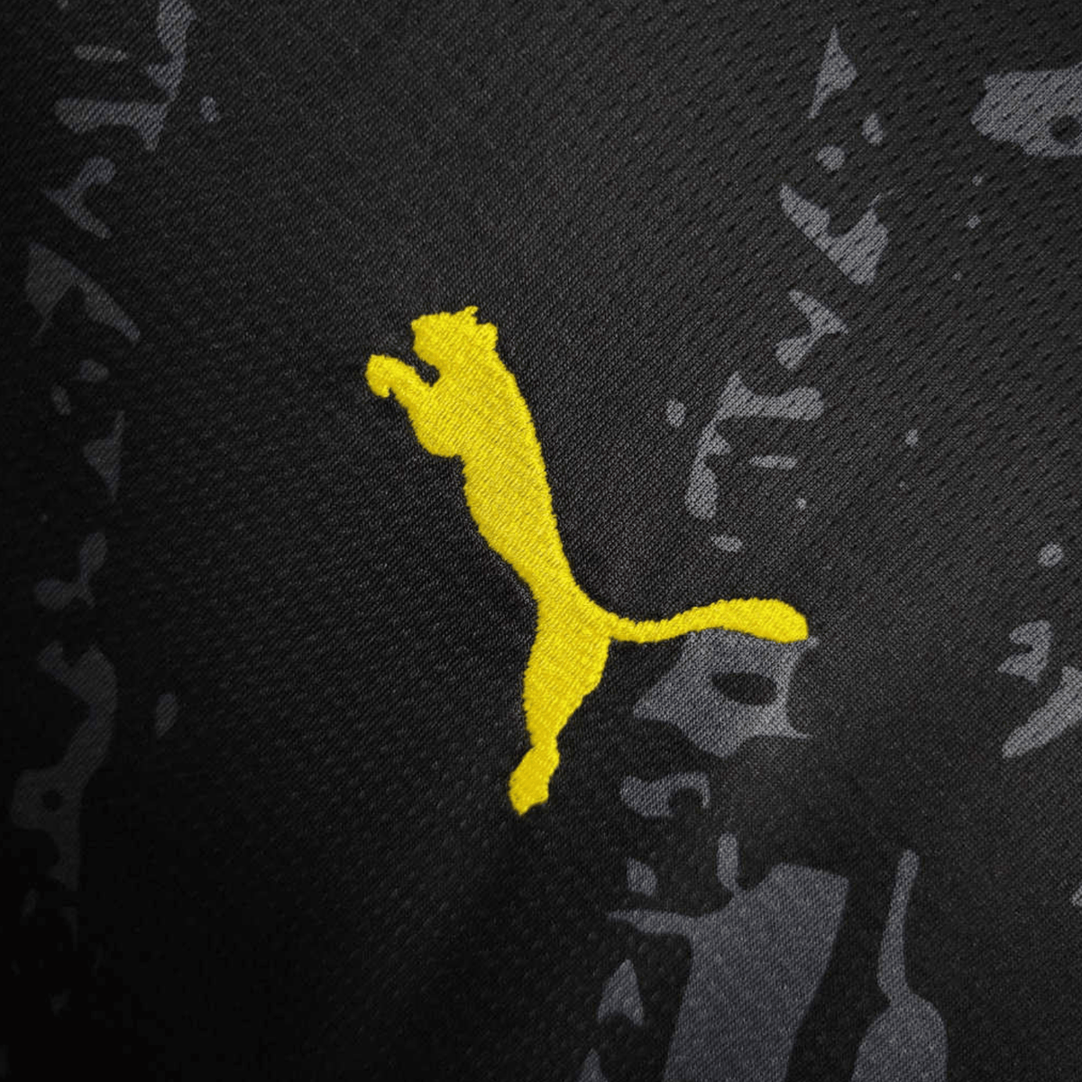 23/24 Borussia Dortmund Away Kit
