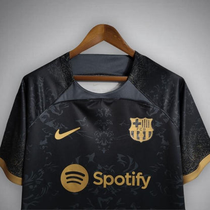 FC Barcelona "Golden Knight" Premium Kit