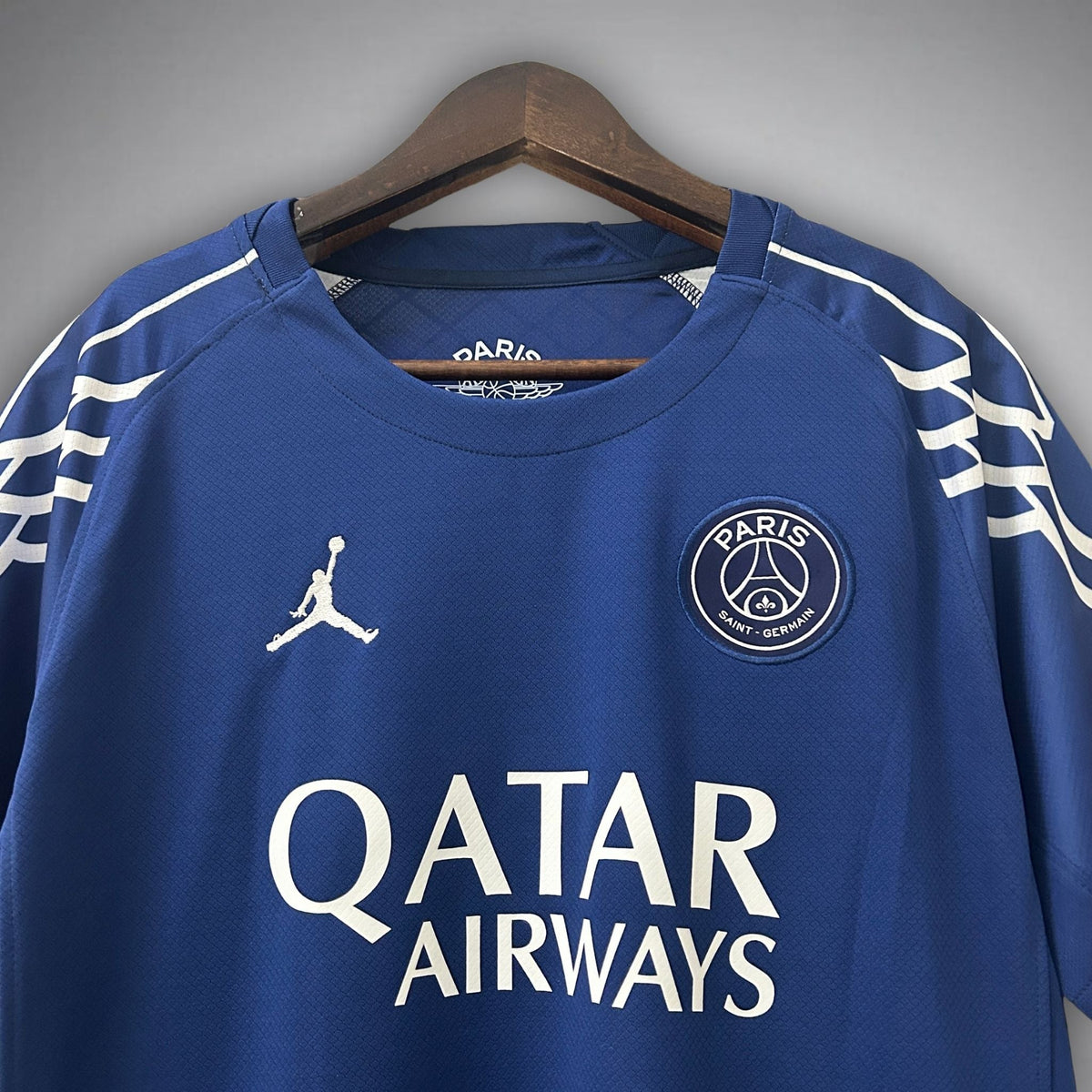 24/25 PSG x Jordan 4th Kit