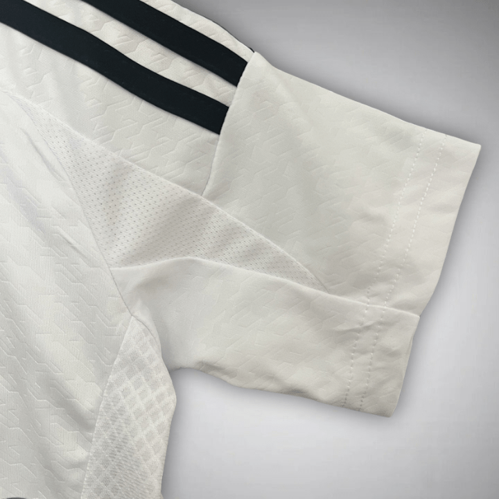 24/25 Real Madrid Home Kids Size Kit