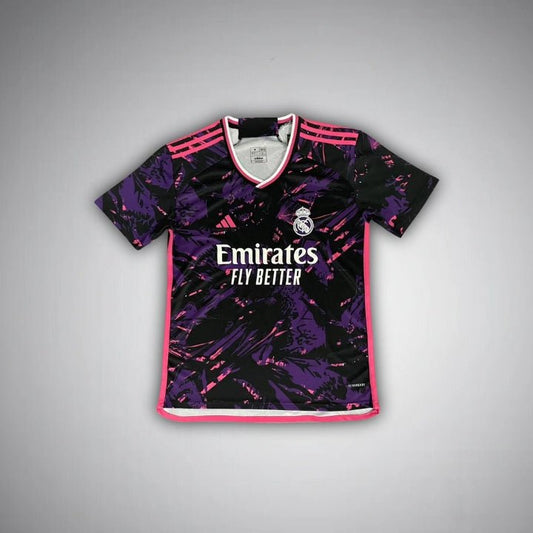 Real Madrid "Madridista" Premium Kit