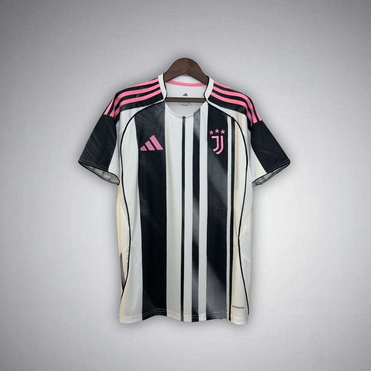 25/26 Juventus Home Kit