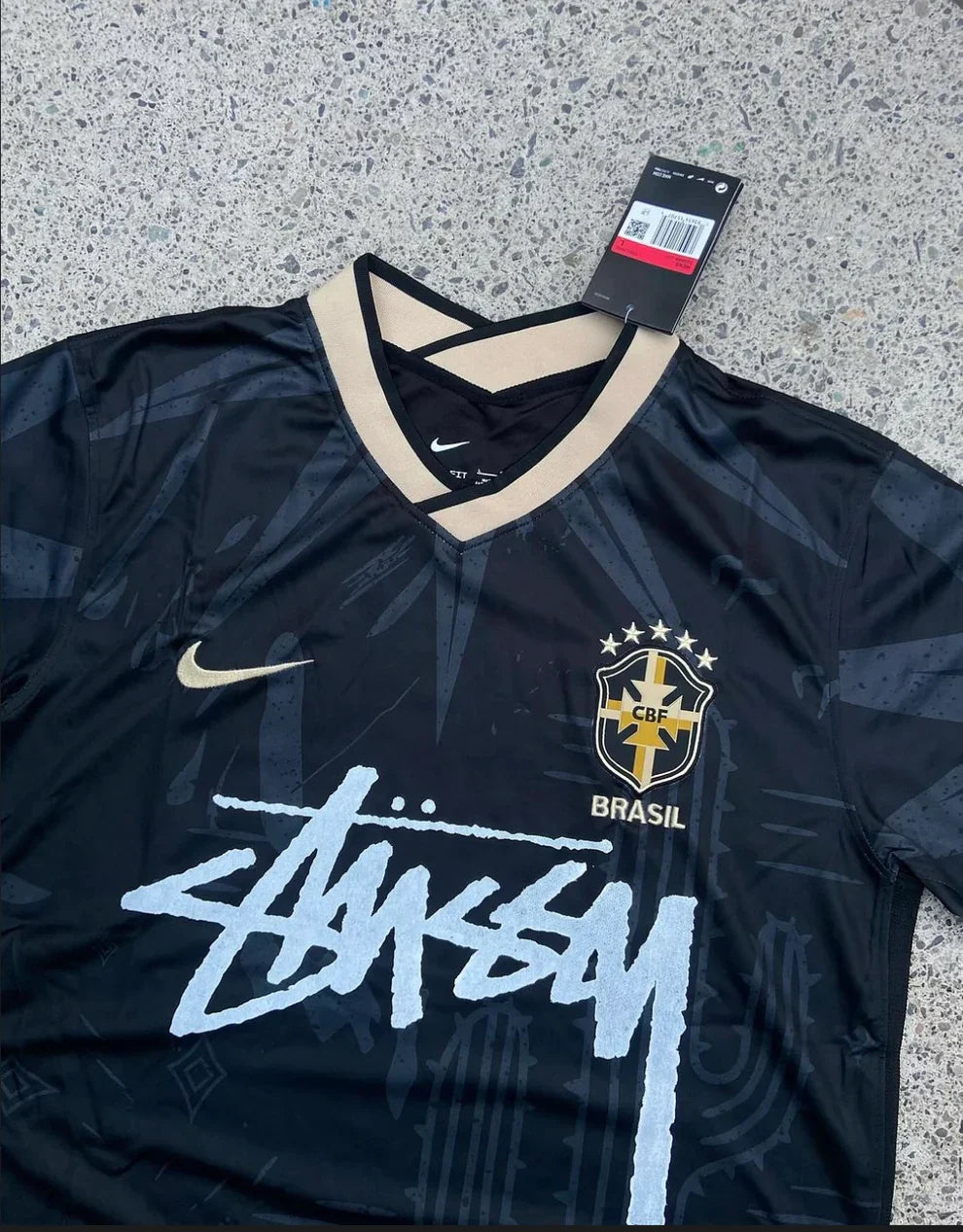 Stüssy x Brazil "Desert Breeze" Special Kit