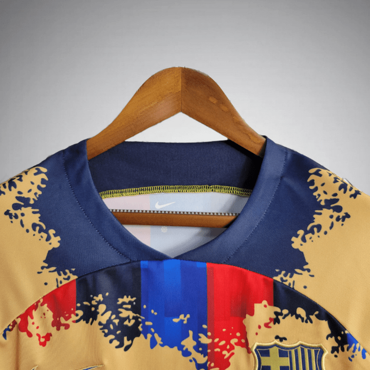 FC Barcelona "Catalan Pixel Fade" Premium Kit