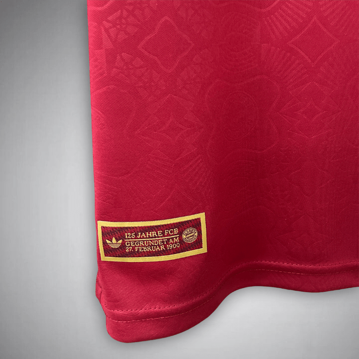 FC Bayern 125 Anniversary Premium Kit