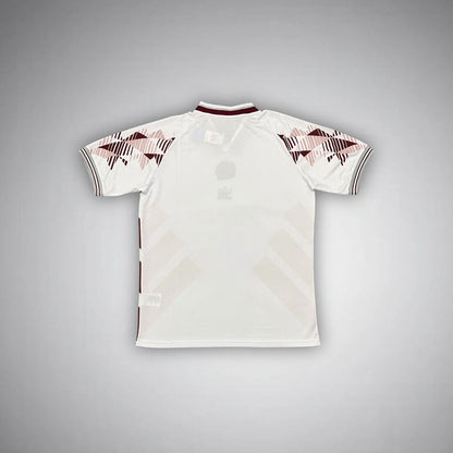 FC Bayern "Mia San Luxe" Premium Kit