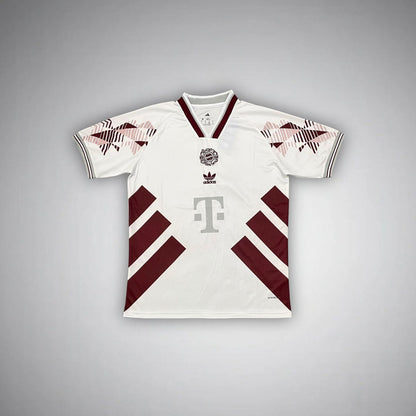 FC Bayern "Mia San Luxe" Premium Kit