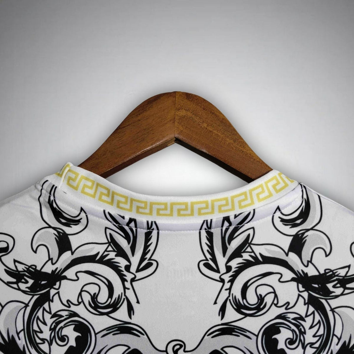 Italy "Versace" Premium White Kit