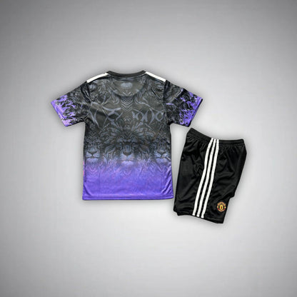 Manchester United "Force of Nature" Premium Kids Size Kit