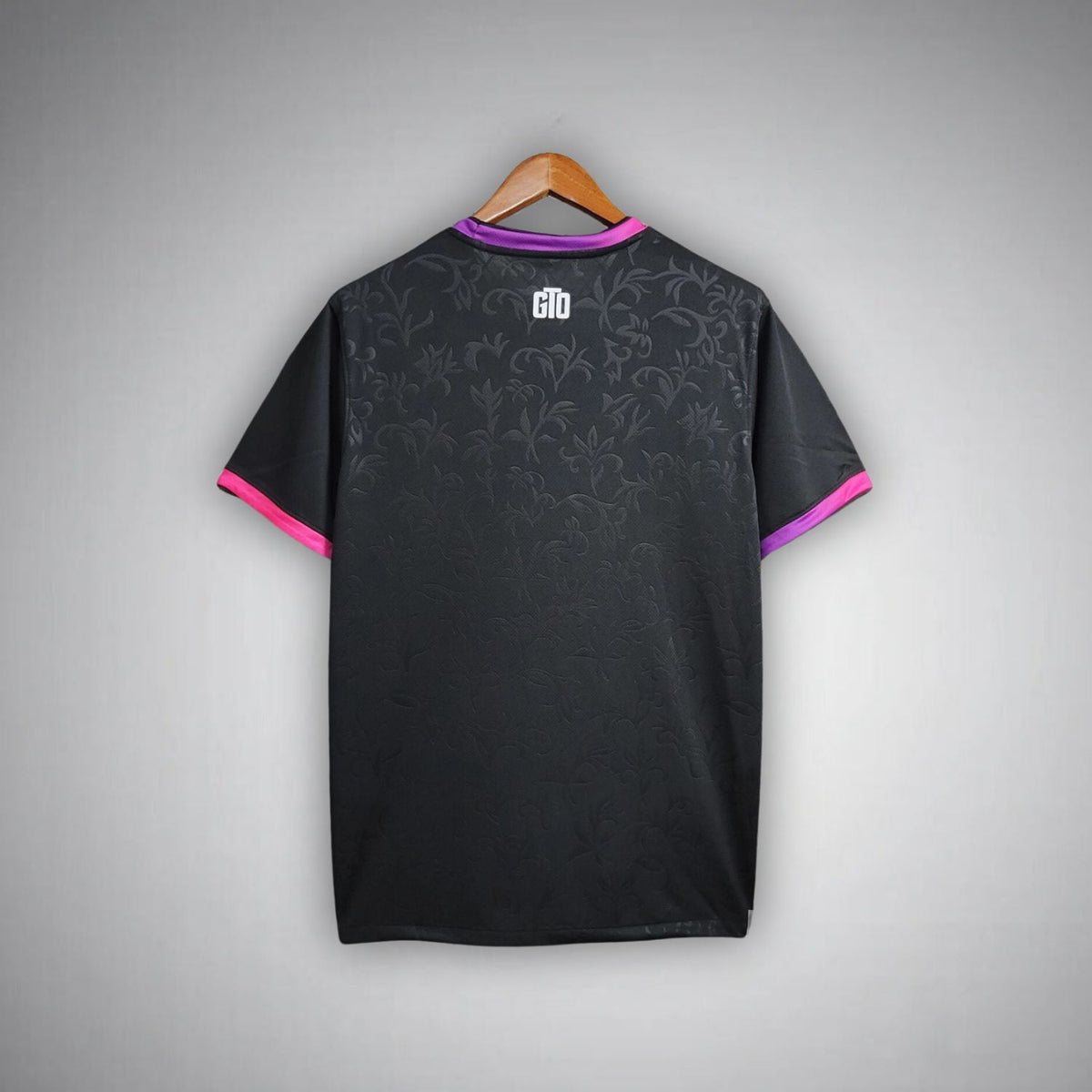 PSG "Paris Noir" Premium Kit