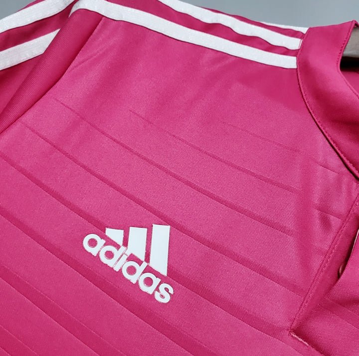 14/15 Real Madrid Away Kit
