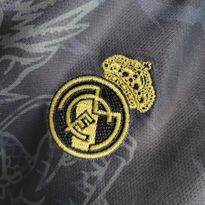 Real Madrid "Dragon Negro" Premium Kids Size Kit