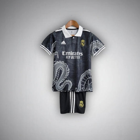 Real Madrid "Dragon Negro" Premium Kids Size Kit