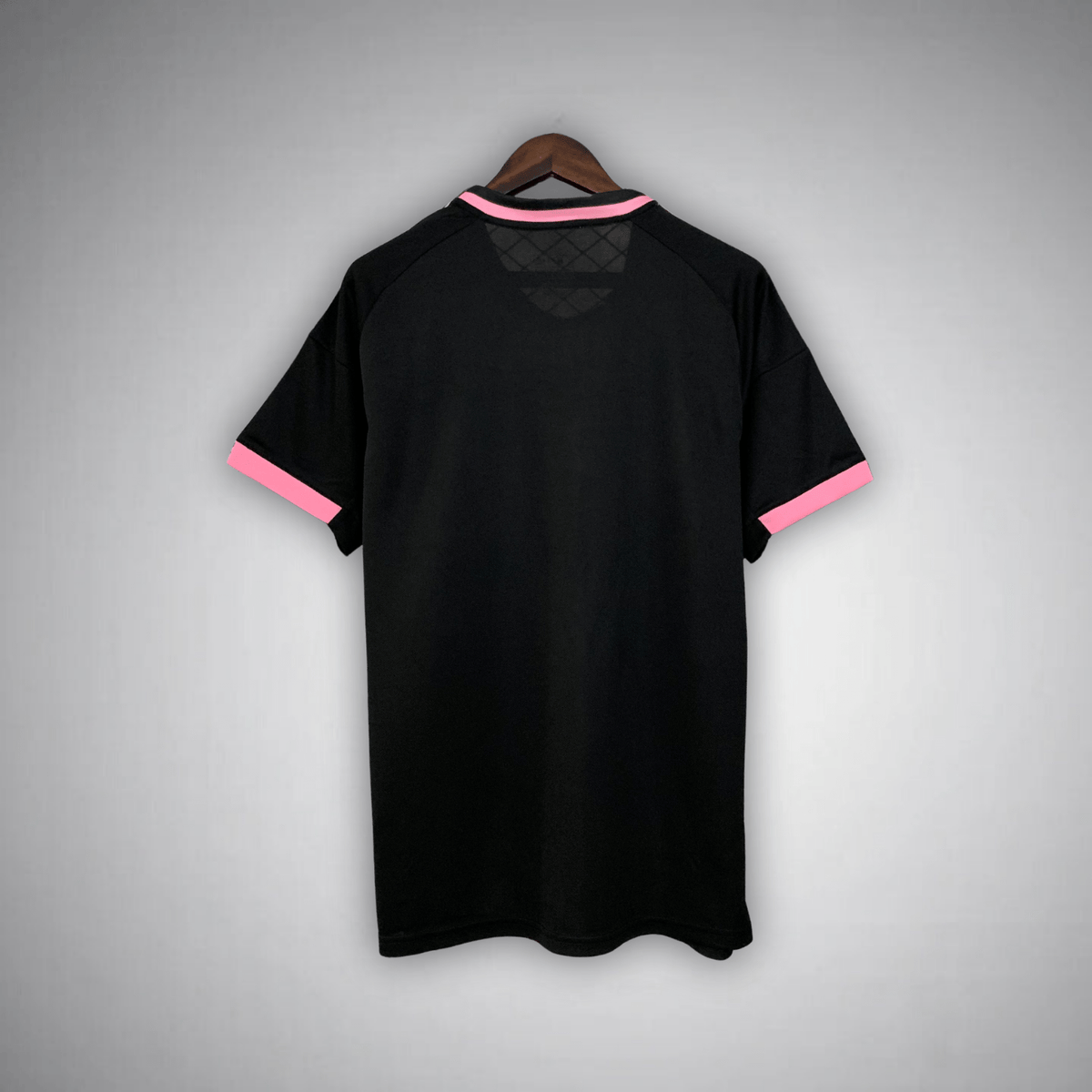 Real Madrid "Pink Kingsnake" Premium Kit